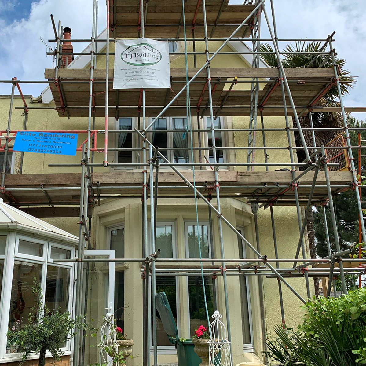 Rendering & plastering. Building contractors, Bristol - TJ Building (Bristol) Ltd.