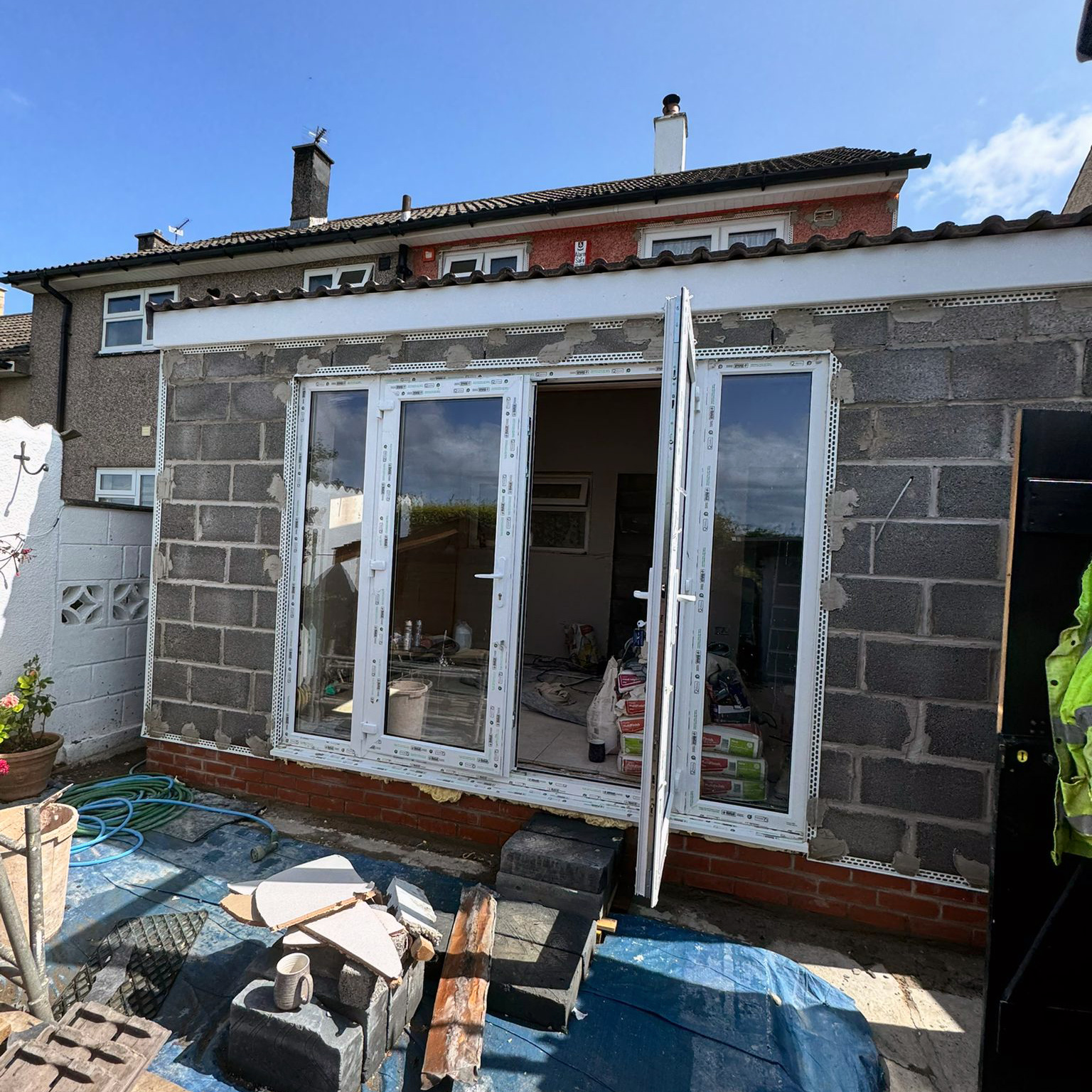 Latest work. An extension. Building contractors, Bristol - TJ Building (Bristol) Ltd.